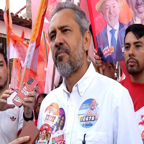 Elmano de Freitas defende expansão de cozinhas solidárias para combater a fome