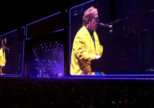 Elton John emociona público em show histórico no Rock in Rio