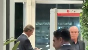 Empresários e banqueiros deixam Brasília em jatinhos após jantar com Lula