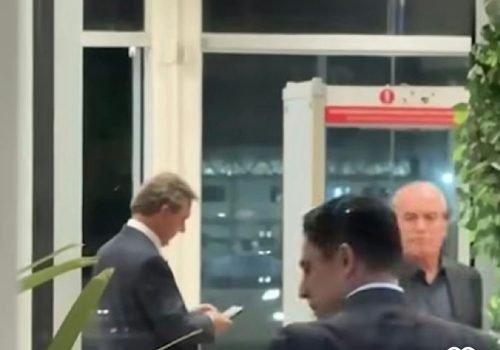 Empresários e banqueiros deixam Brasília em jatinhos após jantar com Lula