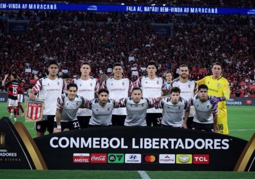 Estudiantes elimina o Flamengo no Maracanã e avança à final da Libertadores após pênaltis