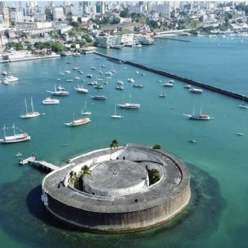 Explosivos e pesca ilegal são interceptados em operação na Baía de Todos-os-santos