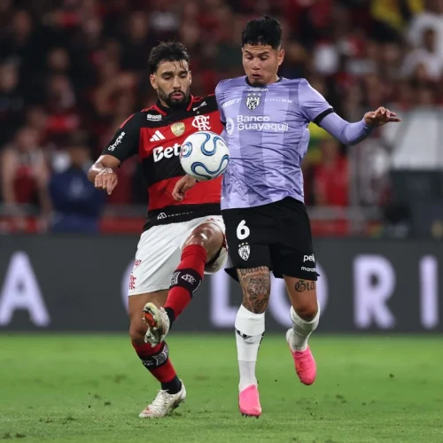 Flamengo empata com Del Valle e garante vaga na semifinal da Libertadores