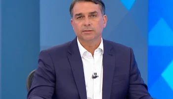 Flávio Bolsonaro anuncia Cláudio Lottenberg como futuro ministro da Saúde