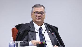 Flávio Dino assume relatoria de novo inquérito da PF contra Lulinha no STF