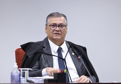 Flávio Dino assume relatoria de novo inquérito da PF contra Lulinha no STF