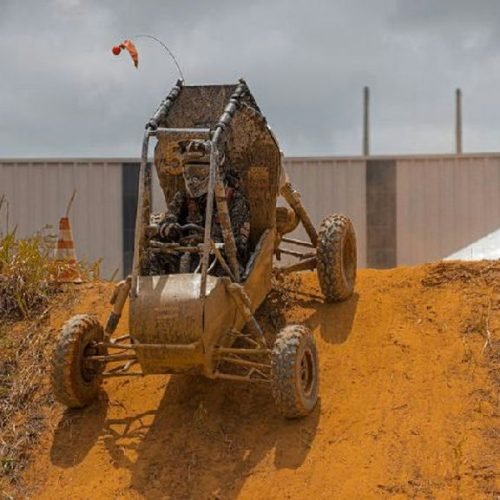 Ford sedia competição de engenharia com foco em veículos off-road na Bahia