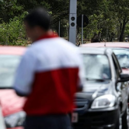 Gasolina tem queda de R$ 0,44 por litro na Bahia após subvenção federal