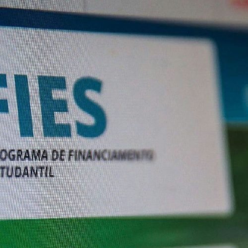 Governo autoriza crédito de R$ 1 bilhão para estudantes adimplentes do Fies
