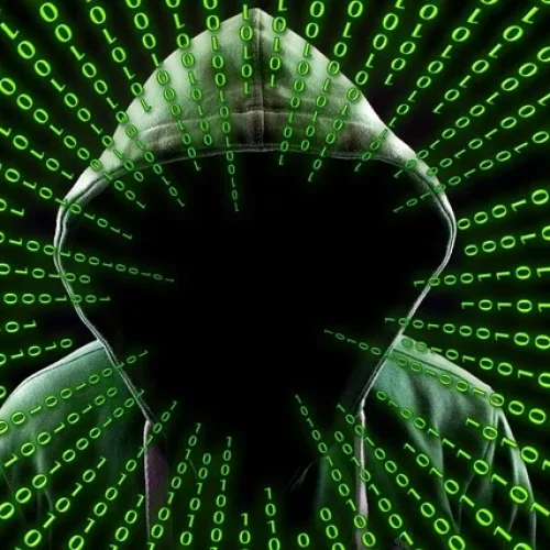 Hacker vaza dados de milhares de agentes de imigração dos Estados Unidos