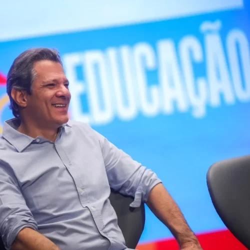 Haddad questiona pesquisas eleitorais e prioriza dados internos do PT em São Paulo