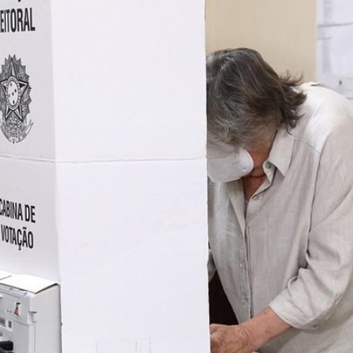 Idosos ampliam participação nas urnas e reduzem abstenção