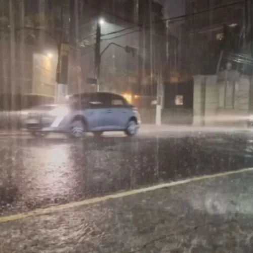 Inmet emite alerta laranja para tempestades e granizo em São Paulo nesta quinta-feira