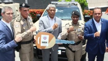 Jerônimo adia secretariado e foca na transição da segurança pública