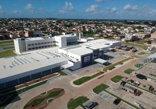 Jerônimo Rodrigues planeja expansão da rede de saúde pública no interior da Bahia