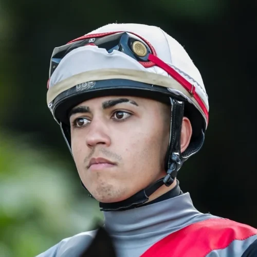 Jóquei Leandro Henrique morre aos 27 anos após acidente em corrida no Rio de Janeiro