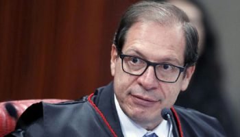 Luis Felipe Salomão assume presidência do STJ com foco em eficiência judicial