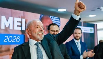 Lula aposta em rejeição de rival com pressão pela abertura de sigilo