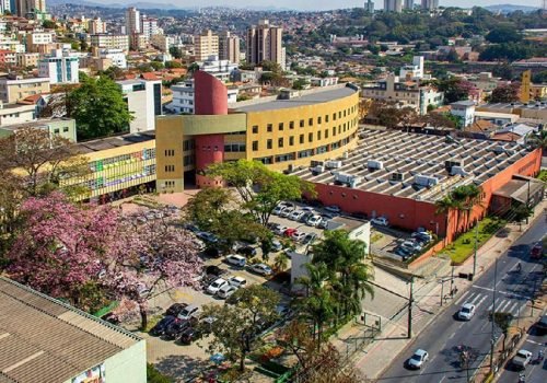 Lula apresenta novo projeto para transformar Cefet-mg em universidade tecnológica