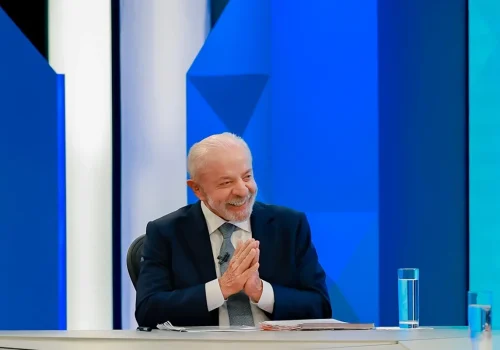 Lula cancela sabatina na TV Record e altera agenda de campanha