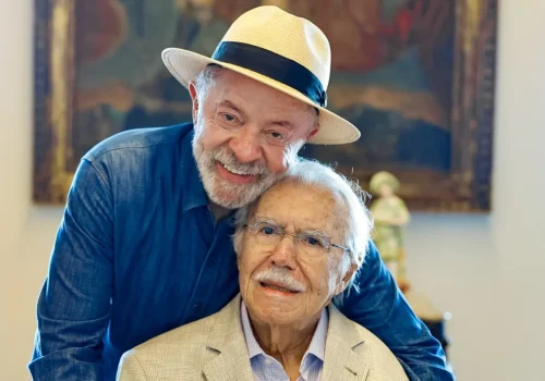 Lula visita José Sarney em São Luís durante agenda de campanha