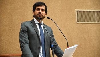 Manuel Rocha prega união nacional após eleições presidenciais