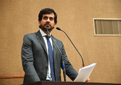 Manuel Rocha prega união nacional após eleições presidenciais