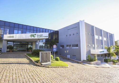 Médica é denunciada por homicídio culposo após mortes de bebês no Paraná