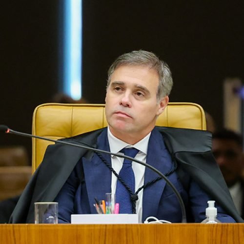 Mendonça questiona Fachin sobre legalidade de decisão tomada por Flávio Dino