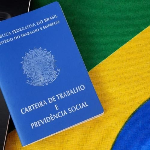 Mercado de trabalho brasileiro registra menor saldo de vagas formais para julho desde 2020
