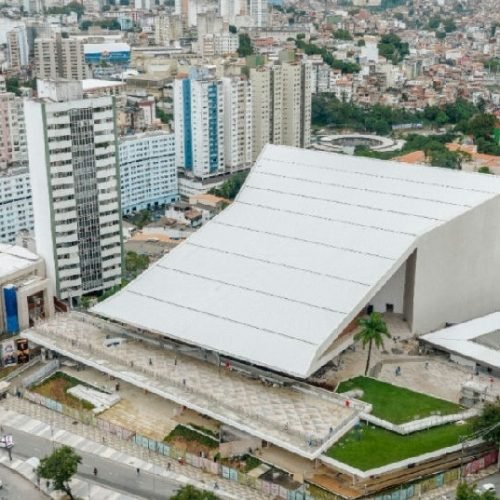 Mesmo com licitação aberta estacionamento do Teatro Castro Alves continua sem data de reabertura