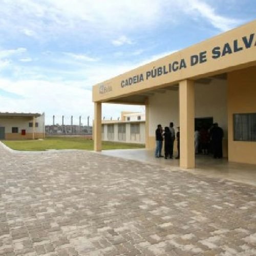 Ministério Público apura venda ilegal de rede de internet no Presídio de Salvador