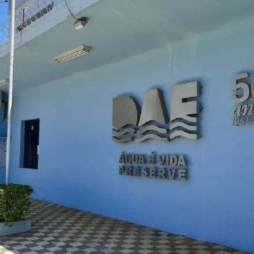 Moradores de Bauru recebem contas de água duplicadas após transição de gestão