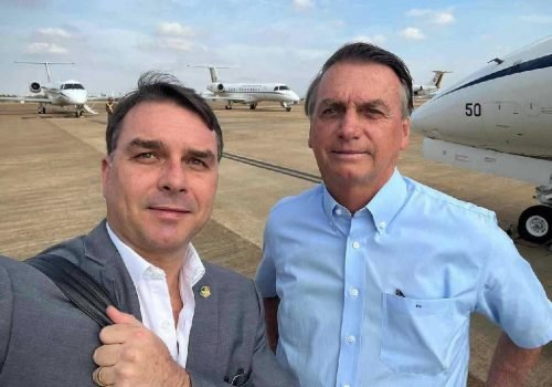 Moraes solicita parecer da PGR sobre pedido de visita de Flávio Bolsonaro ao pai