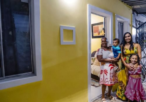 Morar Melhor entrega 100 casas reformadas em Paripe e amplia alcance habitacional
