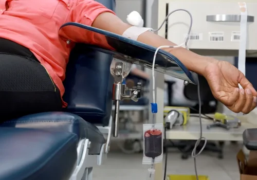Novas regras facilitam doação de sangue e ampliam acesso aos estoques na Bahia