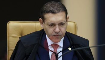 Nunes Marques alerta para risco de captura institucional do TSE pelo Supremo