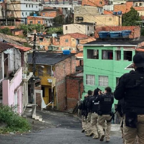 Operação Mercador desarticula rede de tráfico de armas em diversos estados