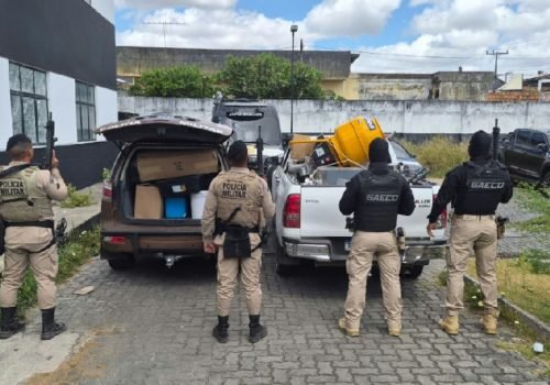Operação Três Caras desmantela laboratório de anfetaminas e prende foragido em Feira de Santana