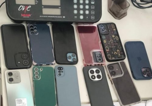 Polícia apreende 11 celulares em pousada após furtos na Micareta de Serrinha