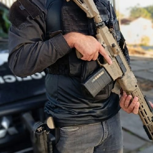 Polícia Civil apreende arma e entorpecentes após disparos em Belmonte