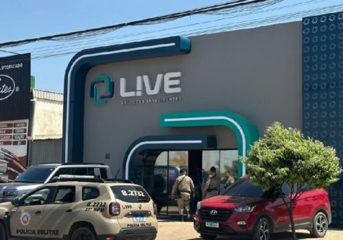 Polícia Militar cumpre reintegração de posse e recupera equipamentos de empresa na Bahia
