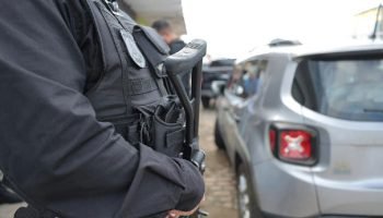 Polícia prende suspeito de liderar tráfico e matar turista em Ilhéus