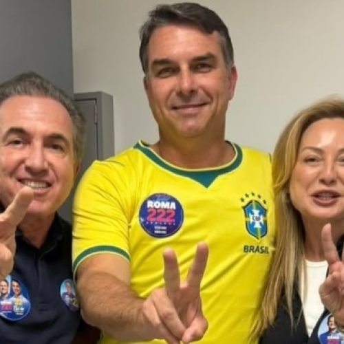 Prefeito de Conceição do Coité reforça apoio a Flávio Bolsonaro em encontro na Bahia