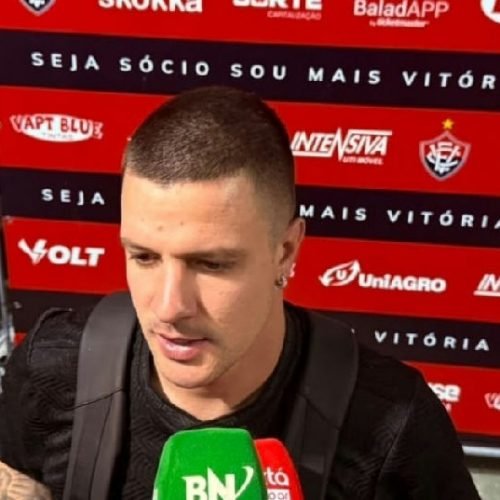 Renato Kayzer comemora fim de jejum de gols e analisa empate do Vitória