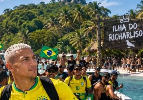 Richarlison ironiza ilha em Angra de aliado de Flávio Bolsonaro e Neymar reage