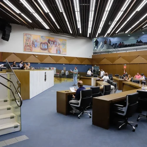 Servidores da prefeitura de BH terão reajuste de 4,11% com impacto de R$ 213,4 milhões desde maio