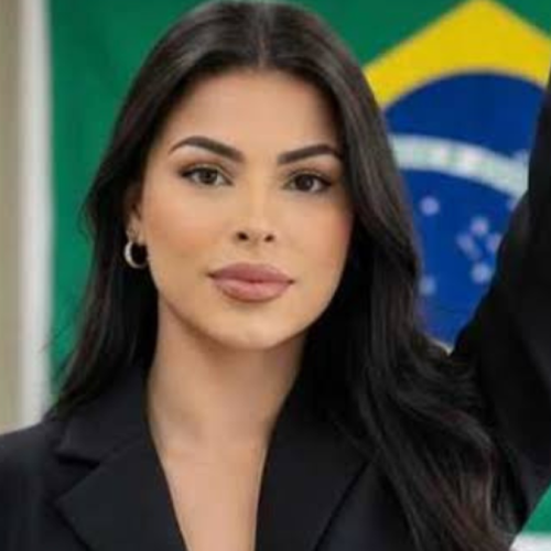 Sophia Barclay recebe auxílios federais desde 2018 enquanto critica o Bolsa Família em campanha