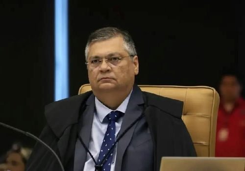STF autoriza Polícia Federal a investigar uso de emendas parlamentares em filme sobre Bolsonaro