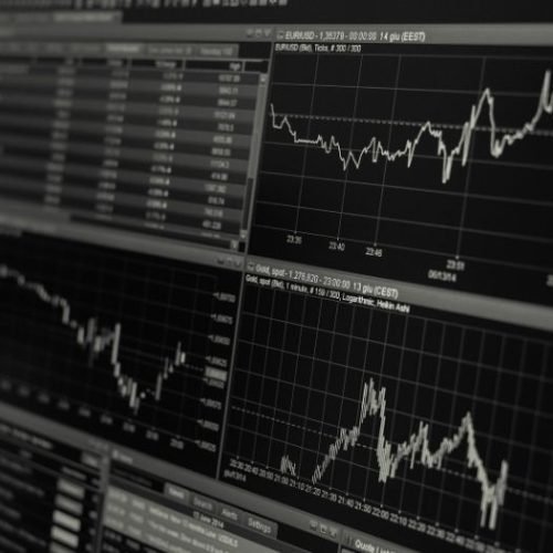 Suíça lidera ranking global de segurança para investimentos em 2026